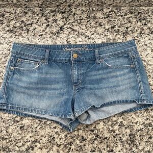 Vintage American Eagle Low Rise Shorts Size 14